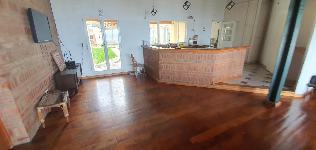 La Veleta Hotel Puerto Madryn Ngoại thất bức ảnh